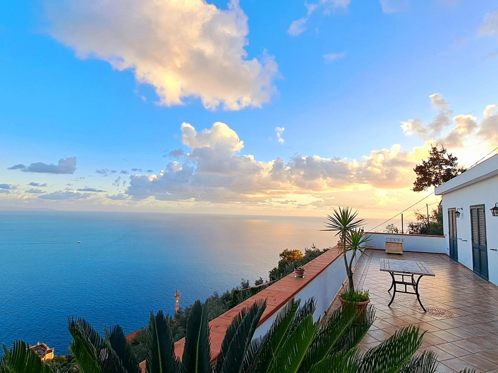 "Casalena" Villa A Furore Amalfi Coast Con Grande Terrazzo E Vista Sul Mare Экстерьер фото